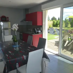 https://le-messimy.hotels-rhonealpes.com